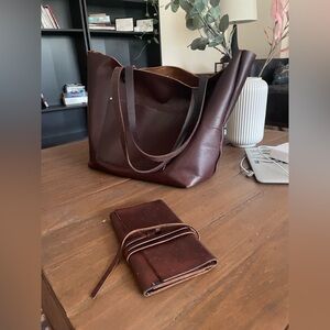 Portland Leather Classic Tote Oversized Coldbrew & Wallet